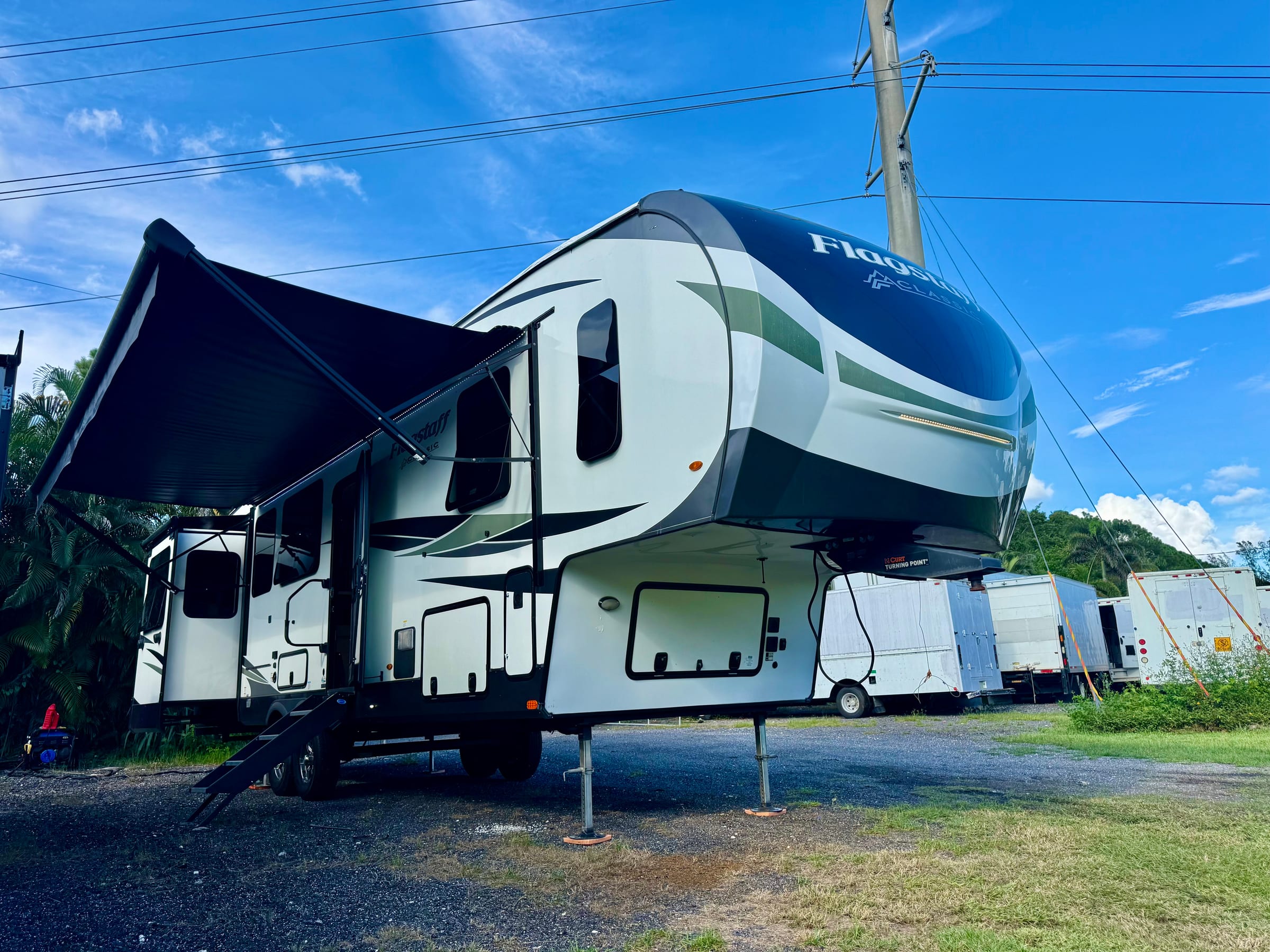 🔥2023 Forest River Flagtaff— $18500 🔥