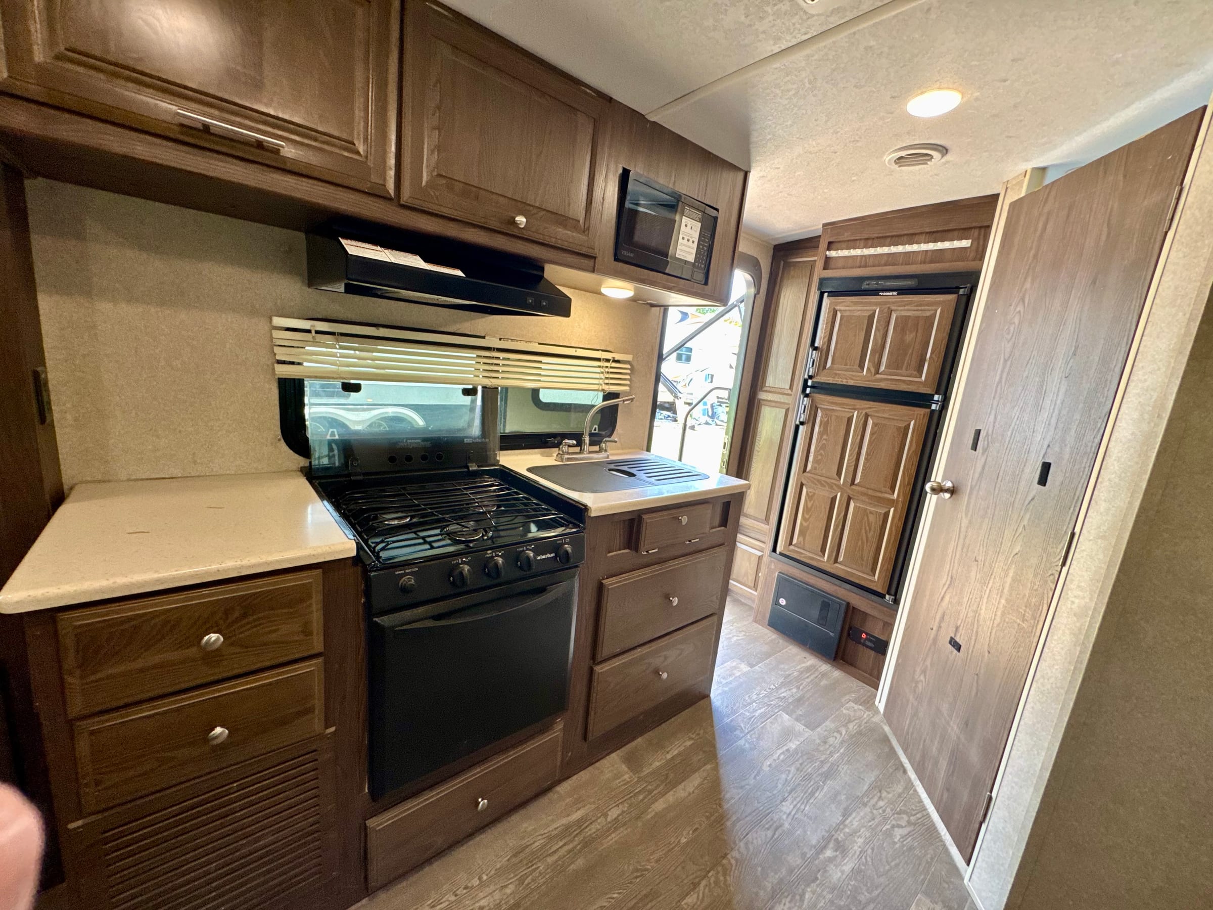 🚨 2019 Flagstaff Micro Lite🚨 — 13
