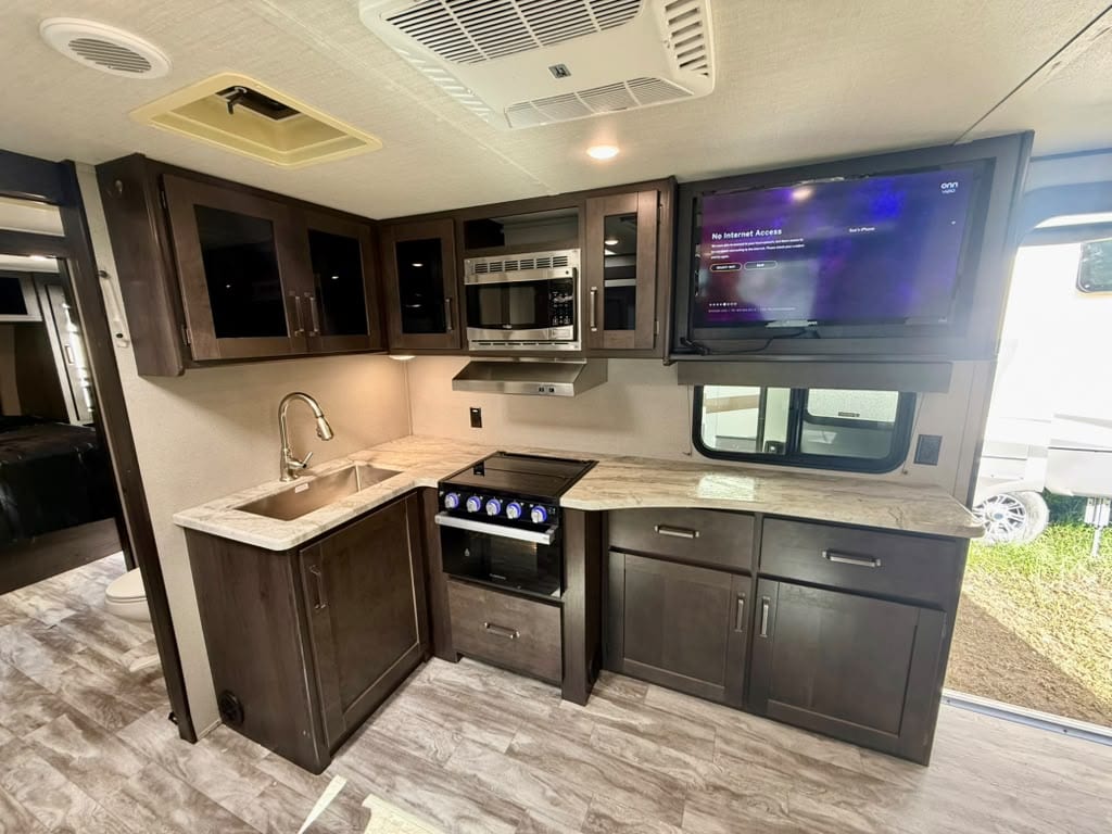 🔥2021 Grand Design Transcend 245RL 🔥 — 8