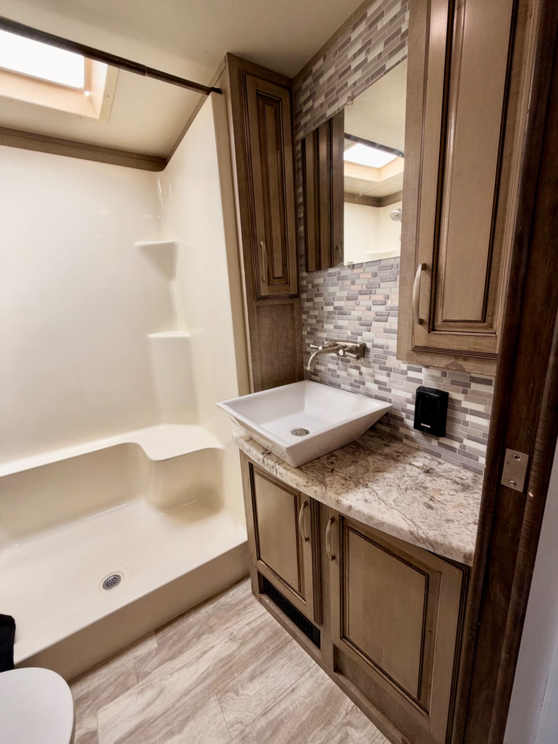 🚨2016 Grand Design Solitude — $19000 🚨 — 14