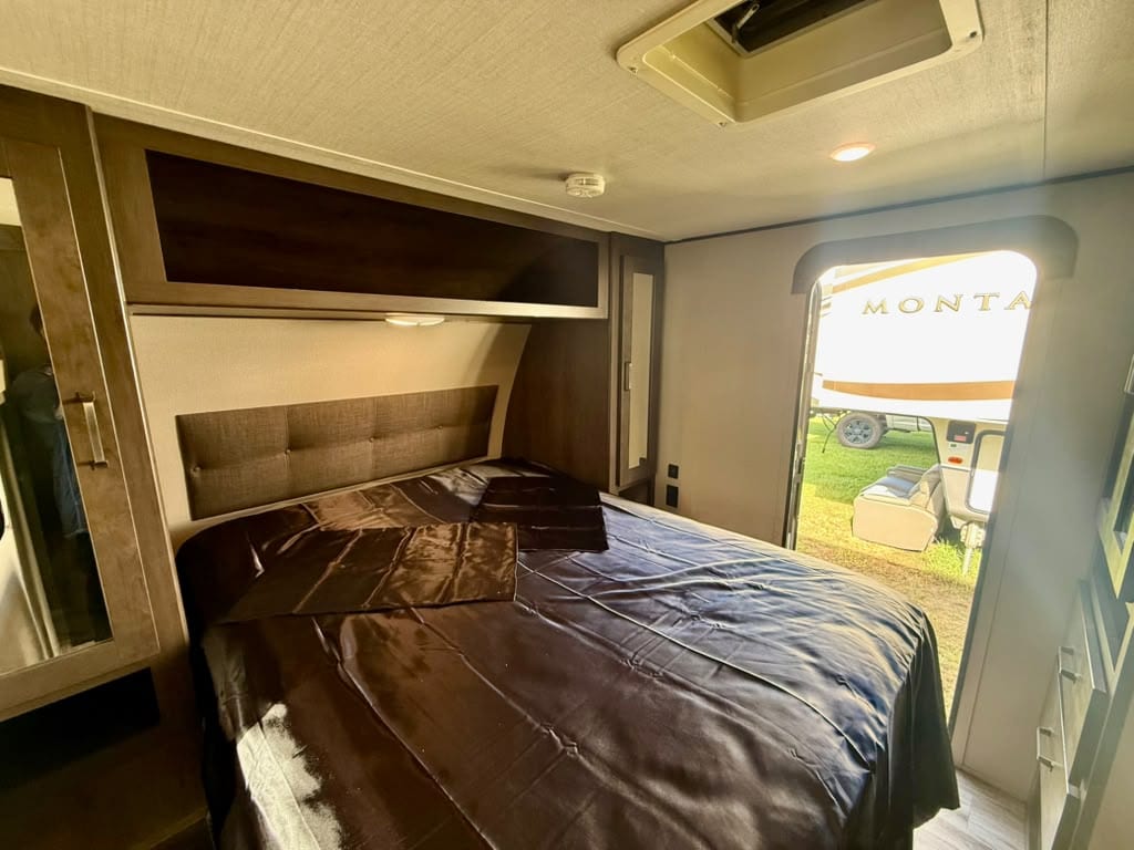 🔥2021 Grand Design Transcend 245RL 🔥 — 13