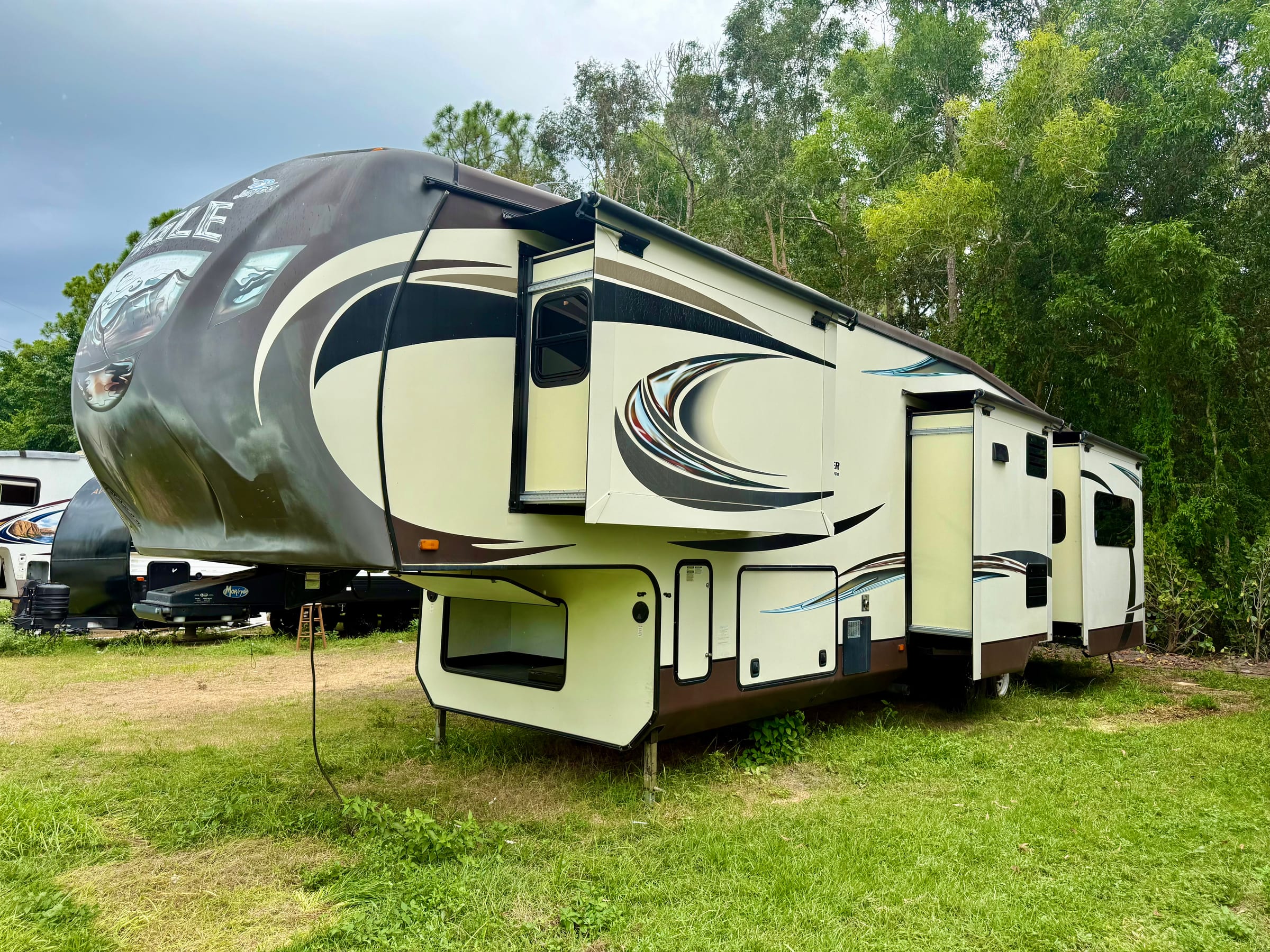 🚨🔥 JAYCO EAGLE PREMIER – 38 FEET 🔥🚨