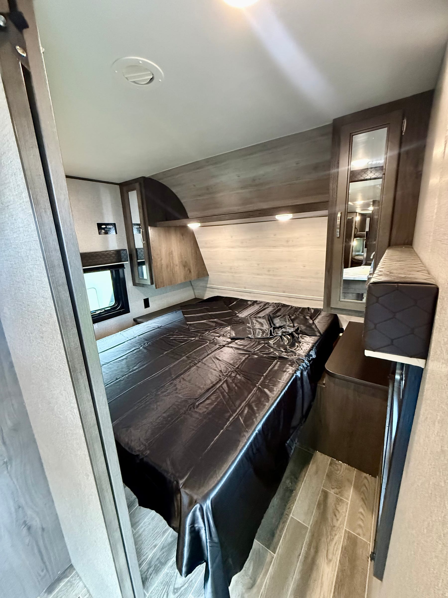 2021 Jayco Jay Flight 284BHS — 15