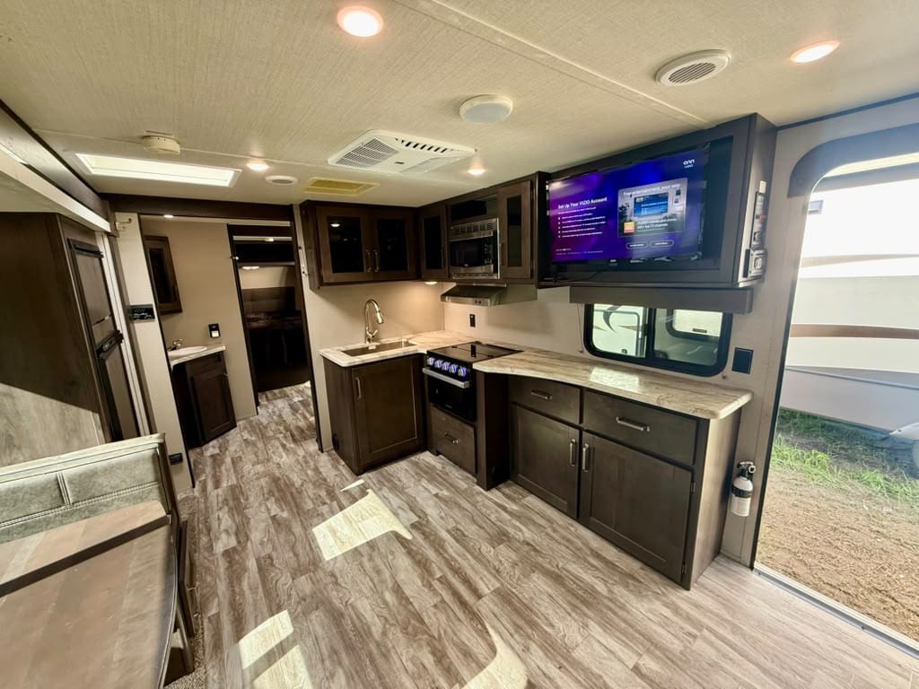 🔥2021 Grand Design Transcend 245RL 🔥 — 6